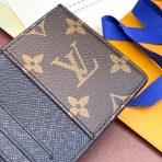 Louis V Card Holder Brown Monogram
