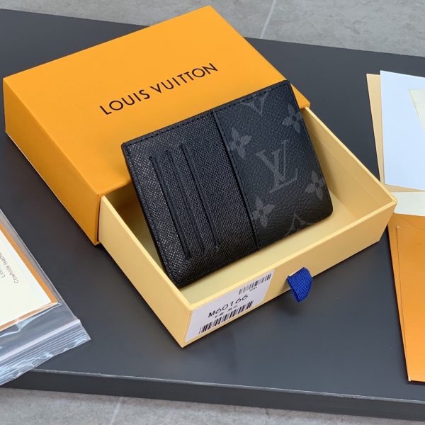 Louis Vuitton Credit Card Holder