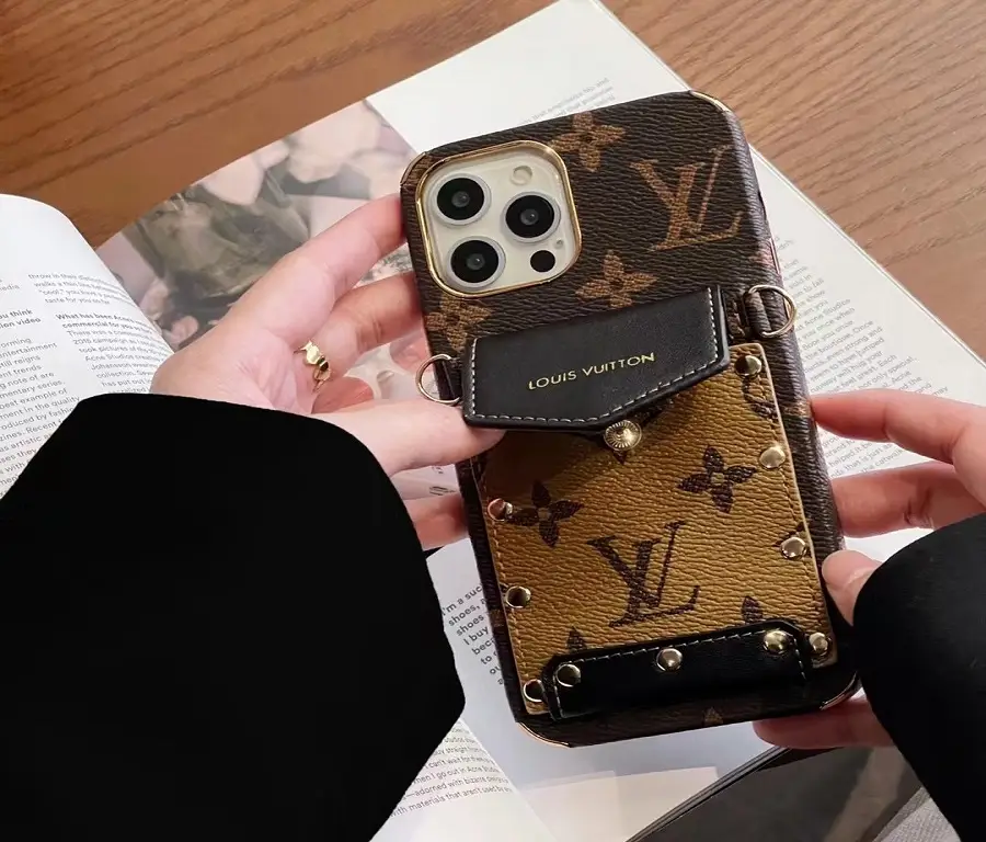 LV Case Crossbody Black