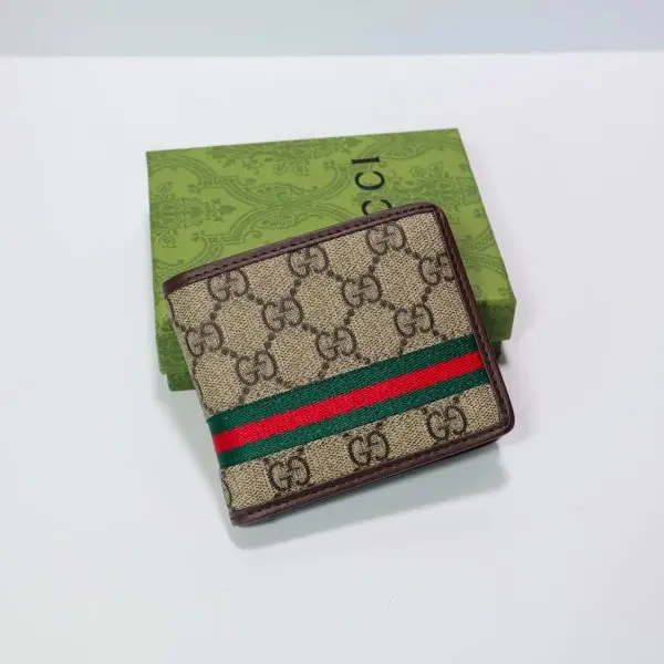Bi Fold Gucci Wallet