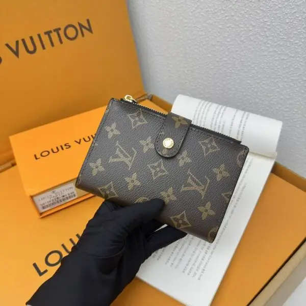 Luxury Wallet Brown Monogram