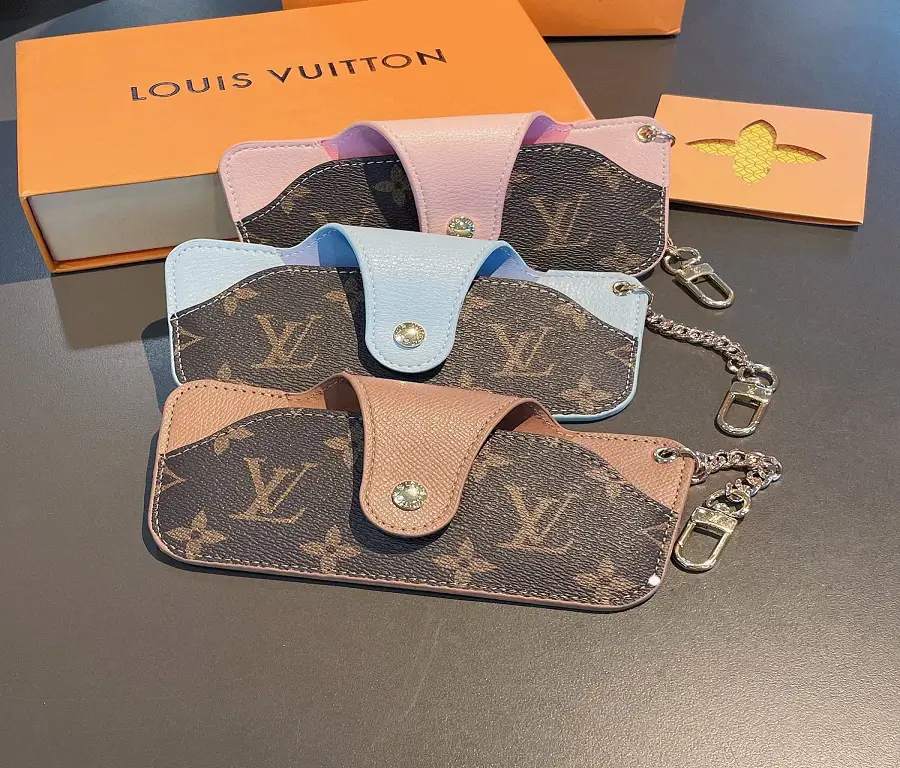 Louis Vuitton Suglasses case
