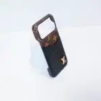 LV Case iPhone 17 Accent Leather left