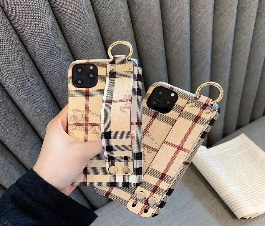 Burberry-iPhone-Case-
