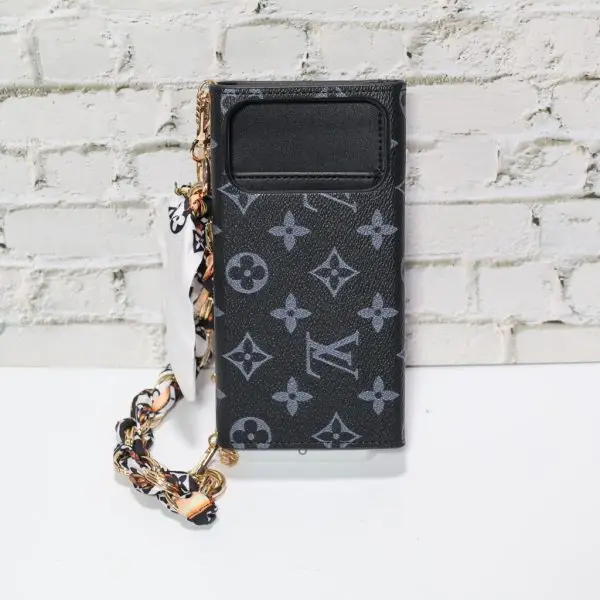 Crossbody LV Wallet iPhone 17