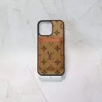 Louis V Magsafe iPhone Case Card Holder -Pale Monogram