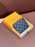 Black LV Mens Trifold Wallet with Zipper  with Zipper - image 0