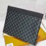 Louis Vuitton Daily pouch