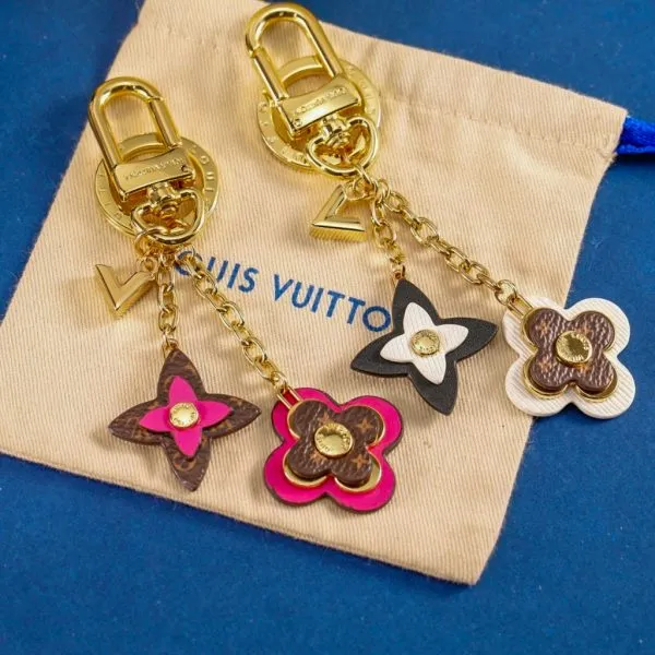 Flowers Ornament LV Keychain