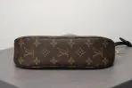 Croissant Bag With Chain