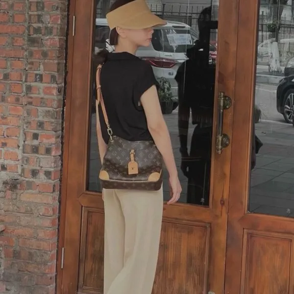 Louis Vuitton Odeon Croissant Bag