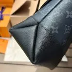 Saumur LV Messenger Handbag