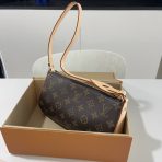 Tirette Monogram Shoulder Bag