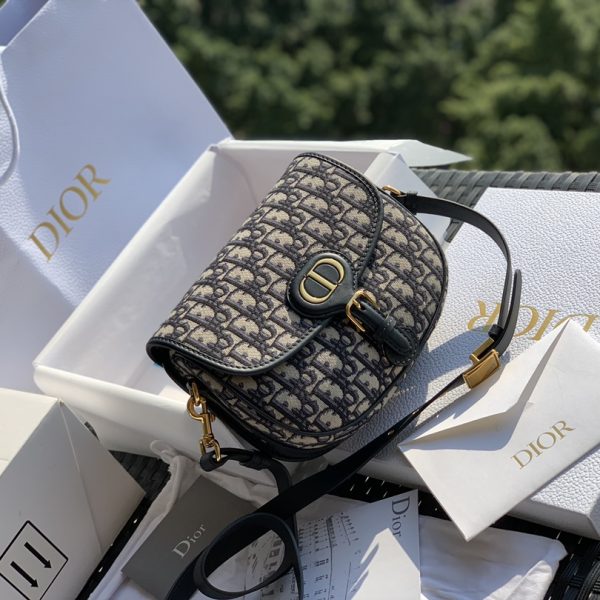 Classic Medium CD Handbag