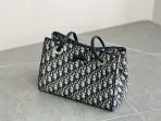 Classic Oblique Jacquard Fabric Handbag