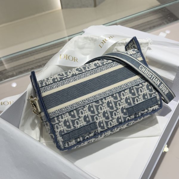 Classic Small Messenger Bag Handbag