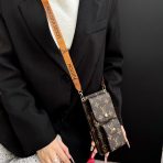 Designer Crossbody Pouch Smartphone