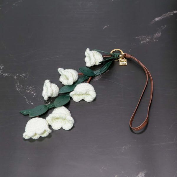 Floral Keyring Trick